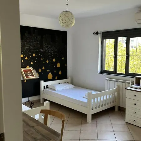 Riverside Apartament *